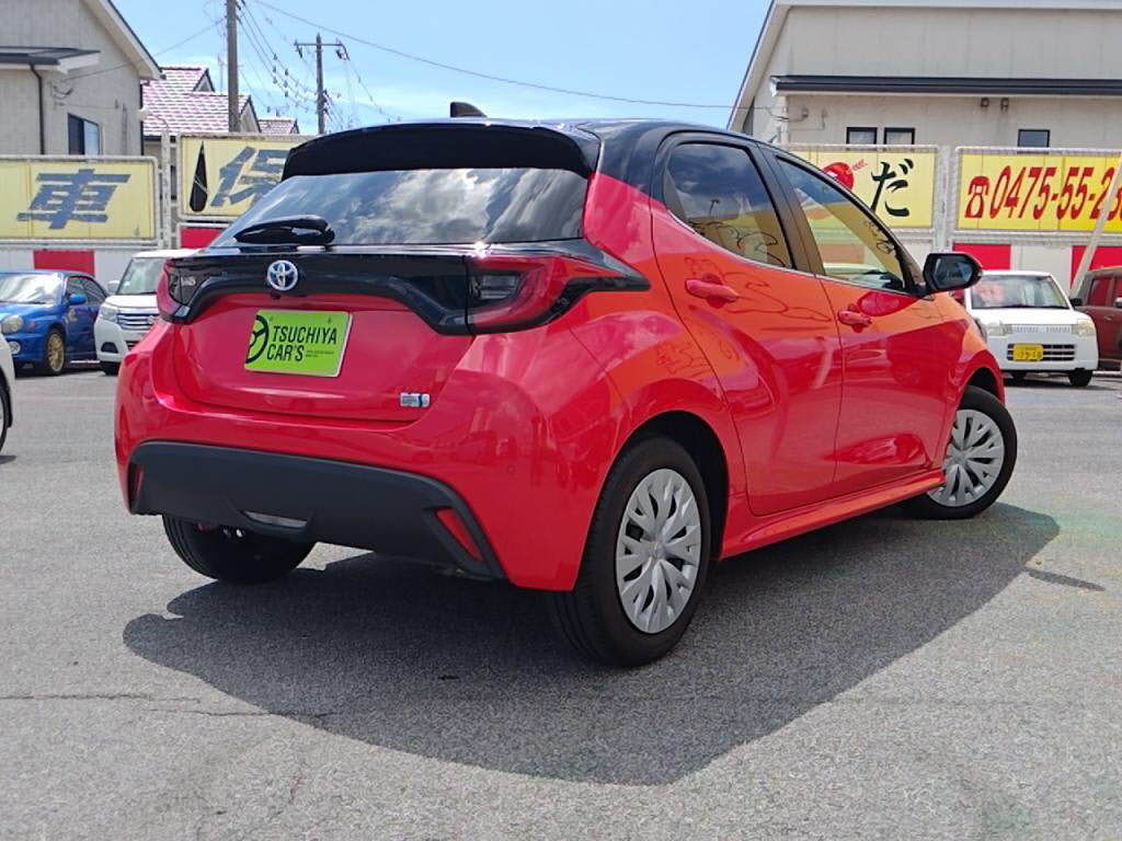 ヤリスハイブリッドハイブリッドＺの写真 2