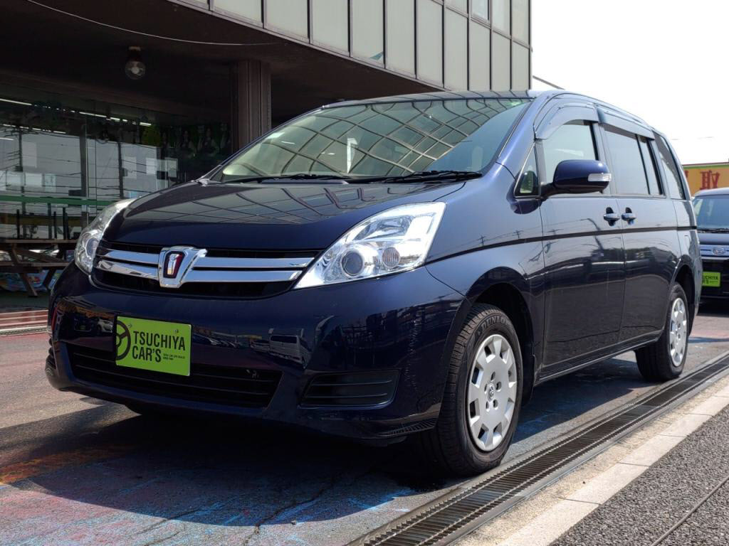 トヨタ　アイシス　Ｌ