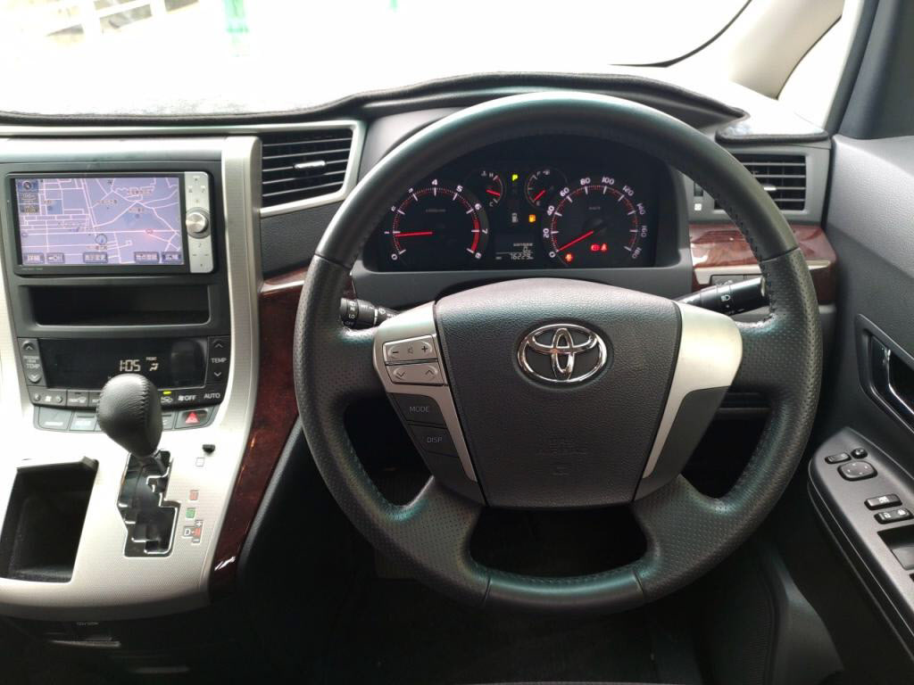 アルファード２４０Ｓの写真 3