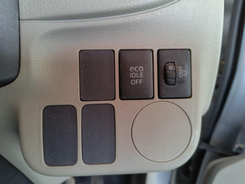 ミライースＬの写真 16