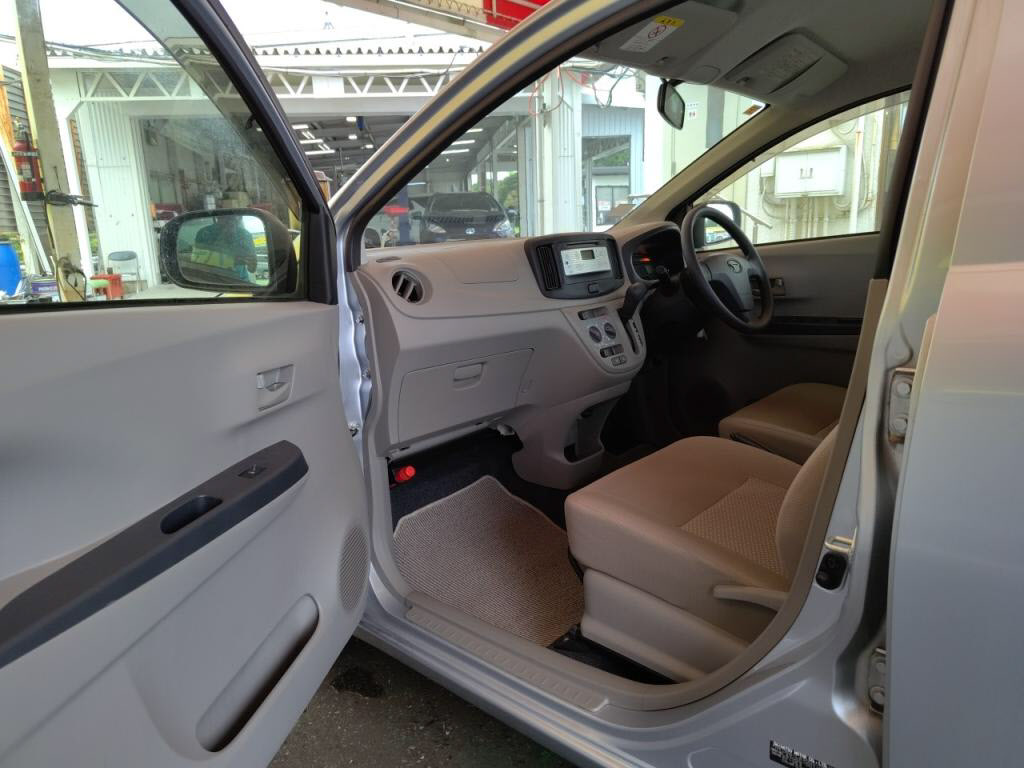 ミライースＬの写真 21