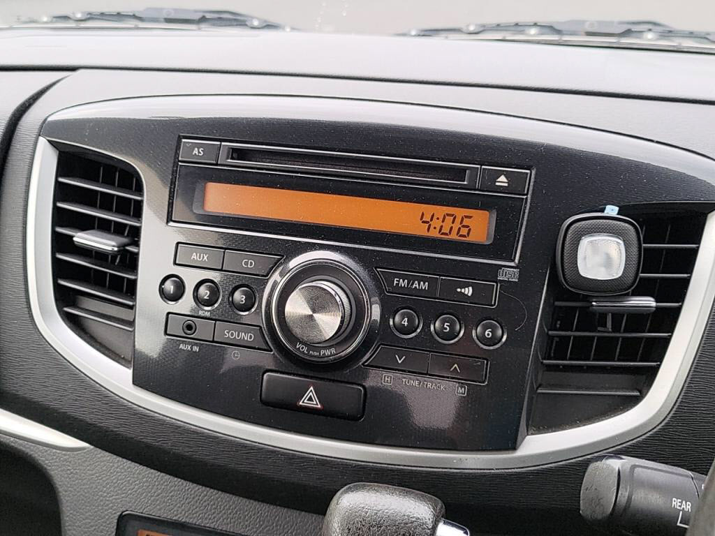 ワゴンＲスティングレーＸの写真 17