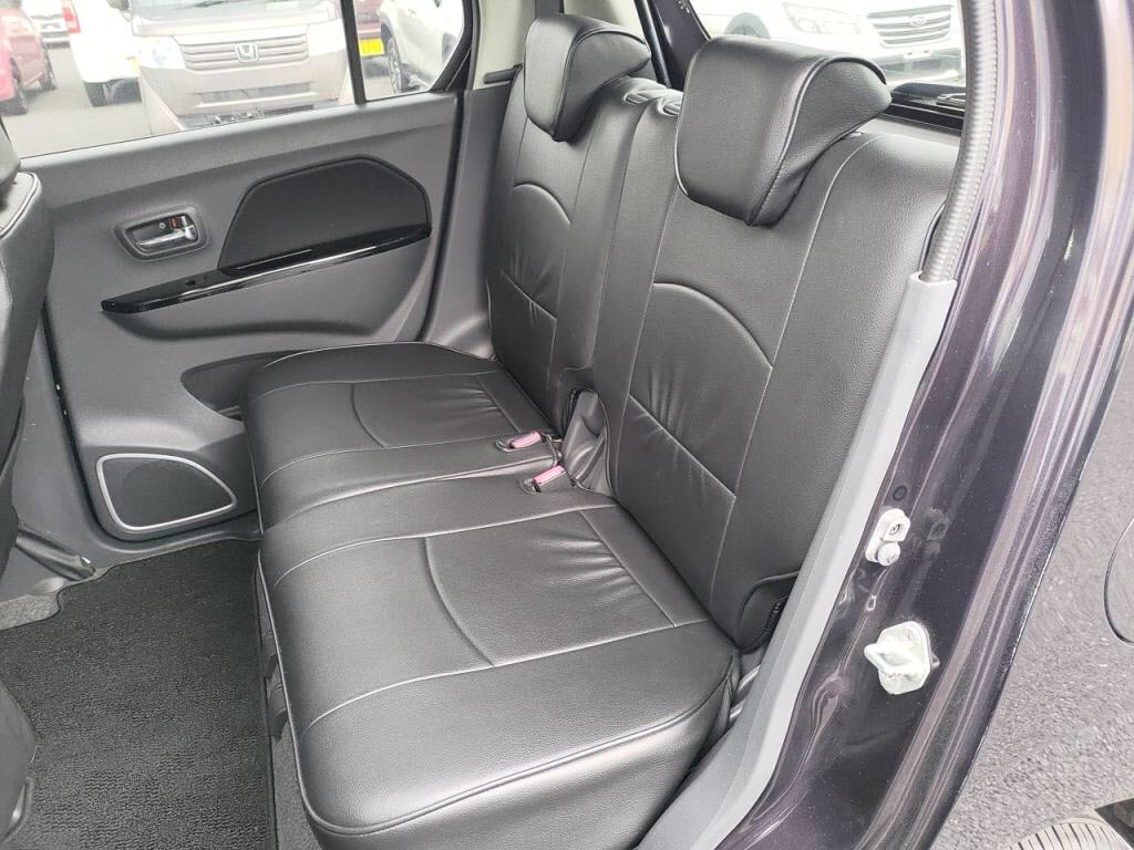 ワゴンＲスティングレーＸの写真 23