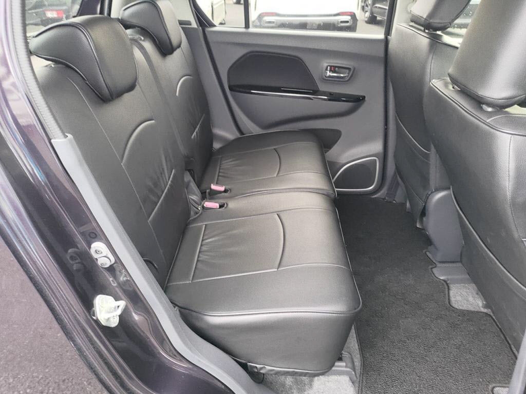 ワゴンＲスティングレーＸの写真 24