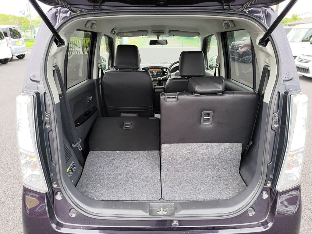 ワゴンＲスティングレーＸの写真 26