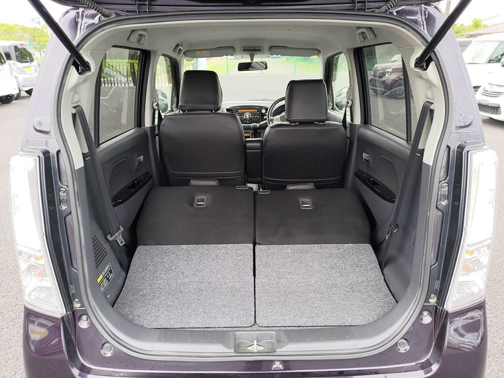 ワゴンＲスティングレーＸの写真 27