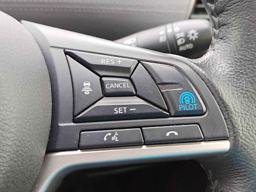 セレナｅパワーｅパワーハイウェイスターＶの写真 15