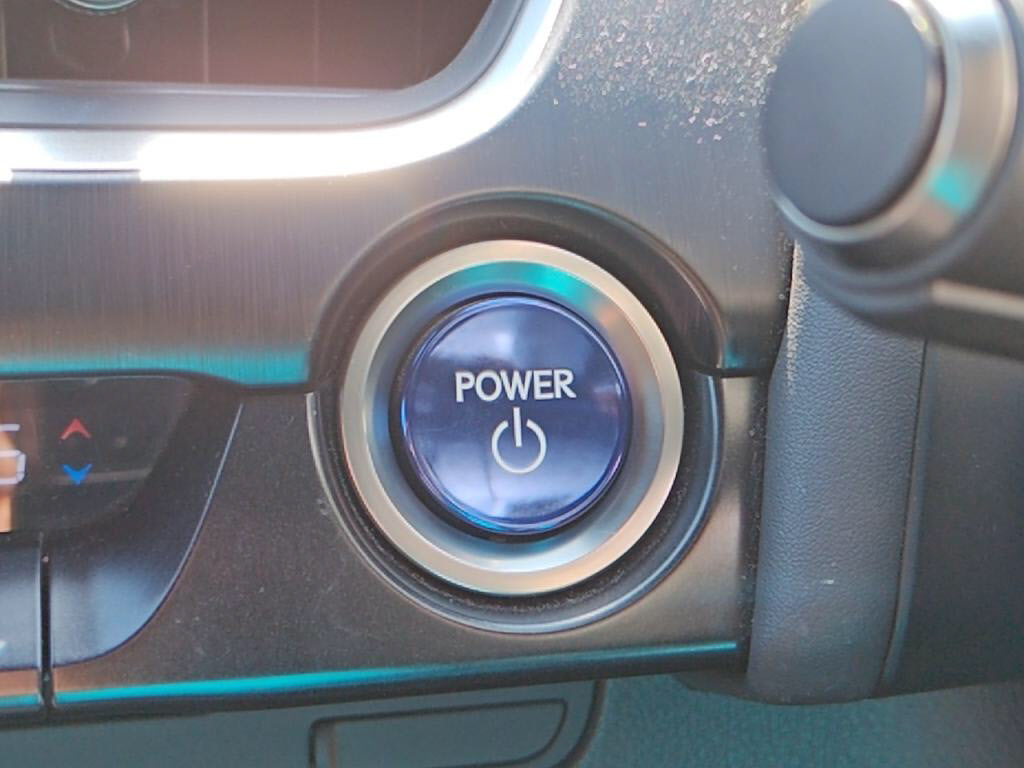 ＵＸハイブリッドＵＸ２５０ｈバージョンＬの写真 13