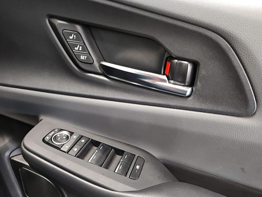 プリウスＺの写真 20