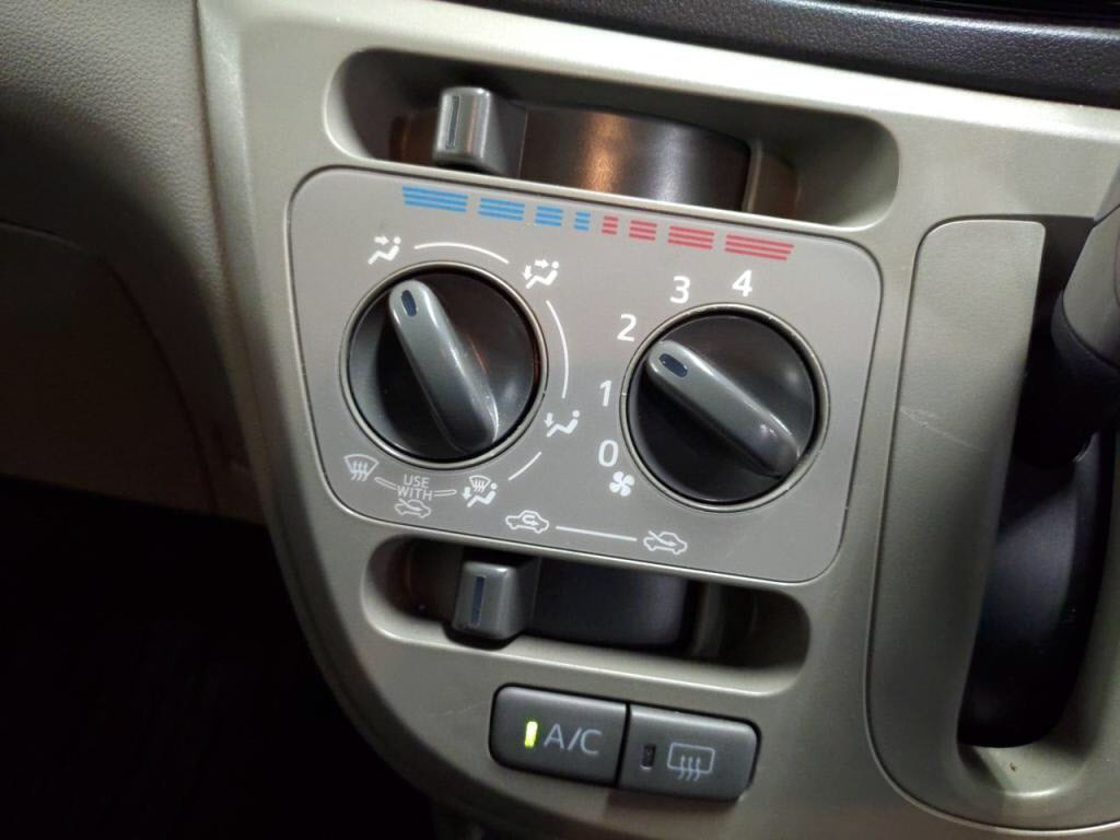 ミライースＸリミテッドＳＡの写真 17