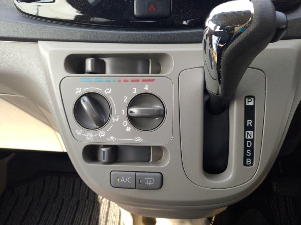 ミライースＸリミテッドＳＡの写真 14