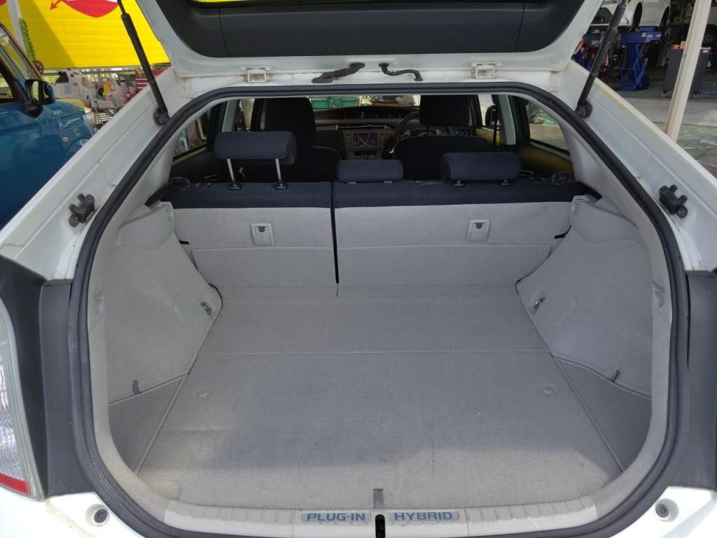 プリウスＰＨＥＶＳの写真 24