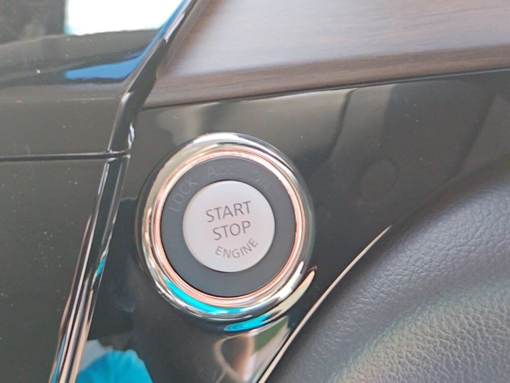 エルグランドハイウェイスターＳの写真 13