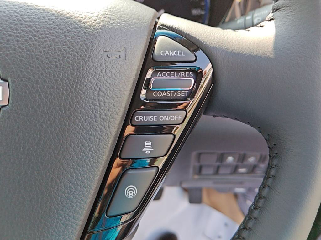 エルグランドハイウェイスターＳの写真 16