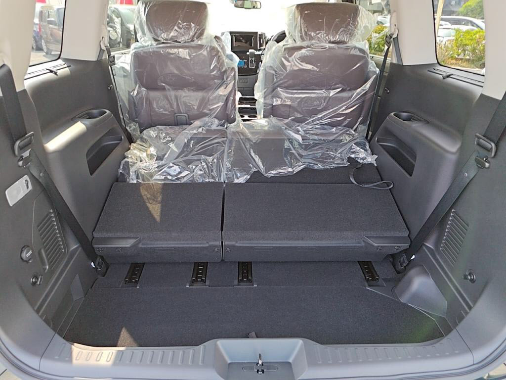 エルグランドハイウェイスターＳの写真 27