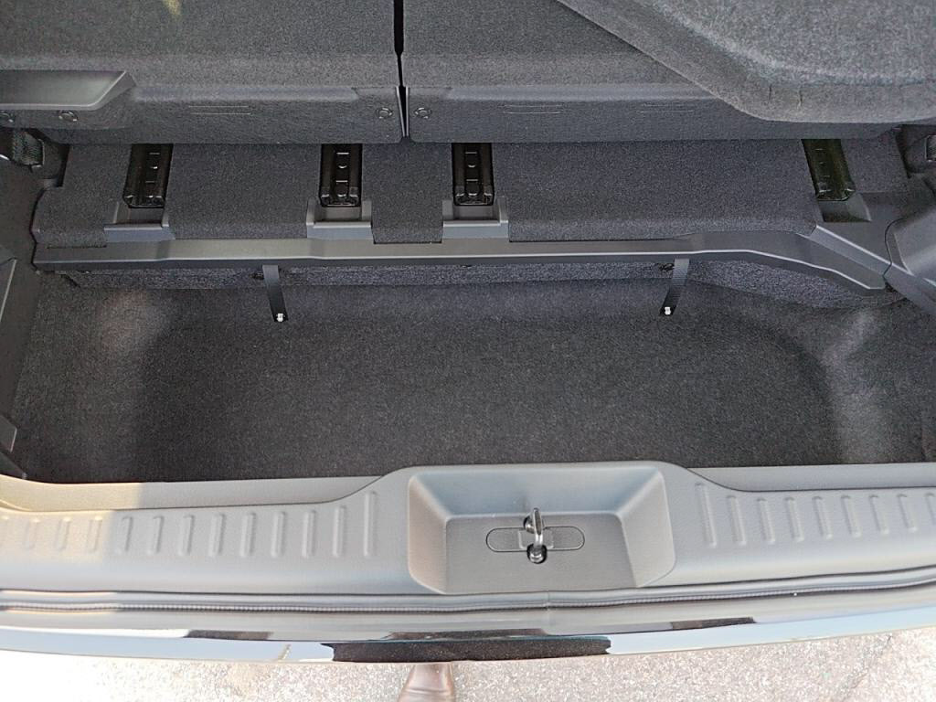 エルグランドハイウェイスターＳの写真 28