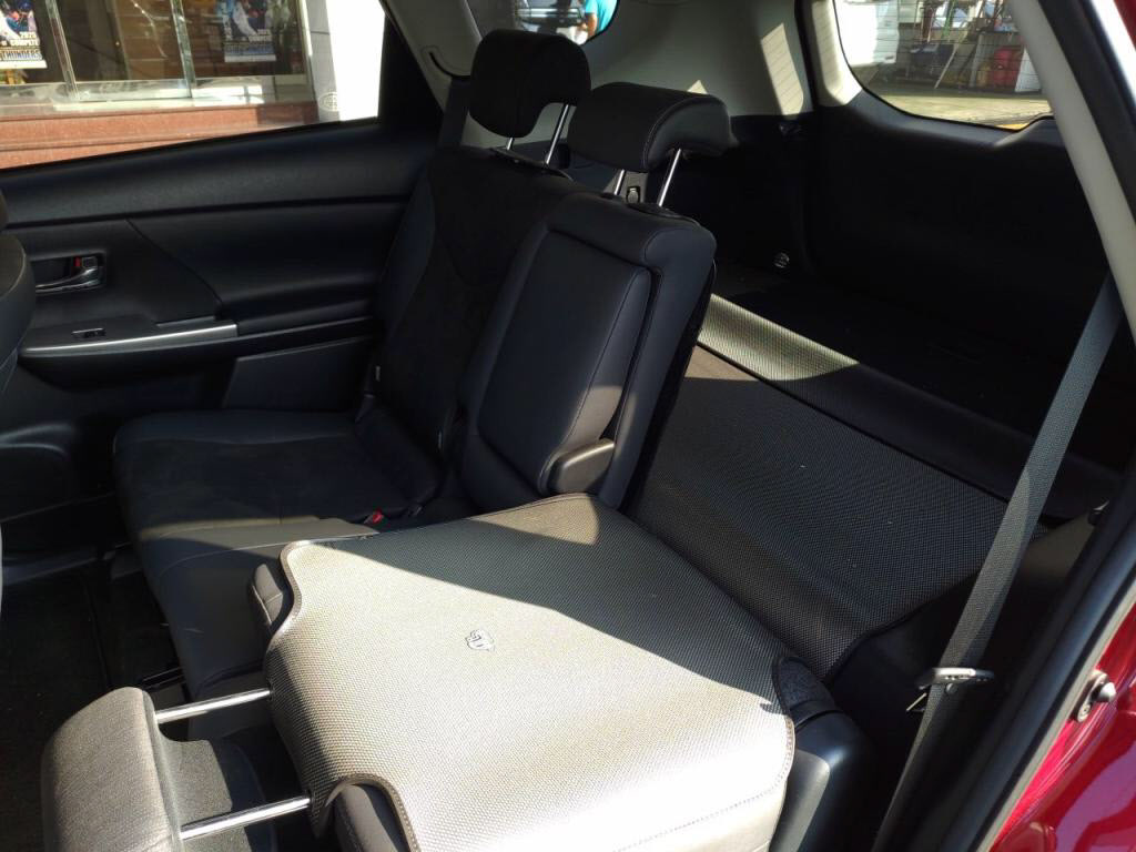 プリウスαＧの写真 22