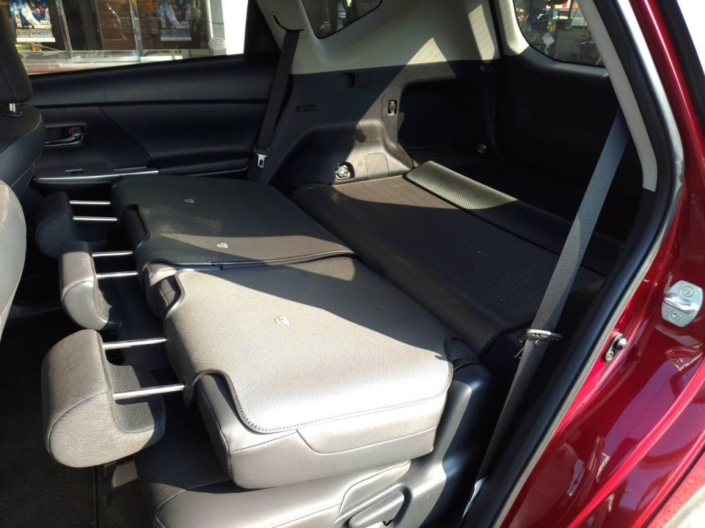 プリウスαＧの写真 23