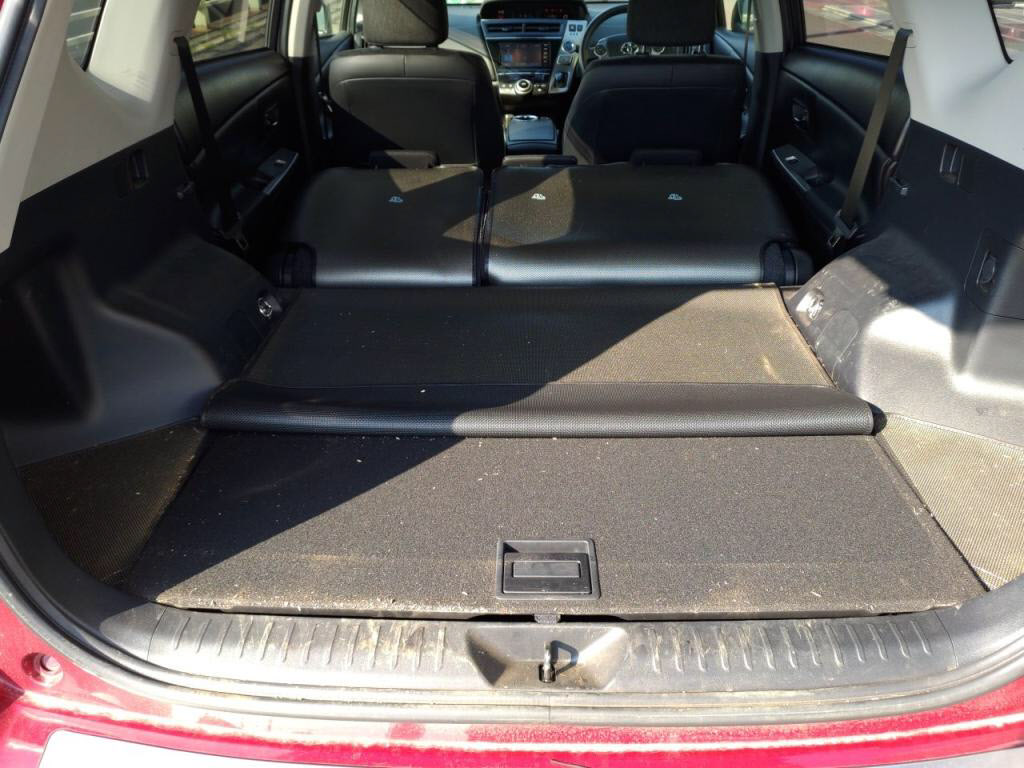 プリウスαＧの写真 26