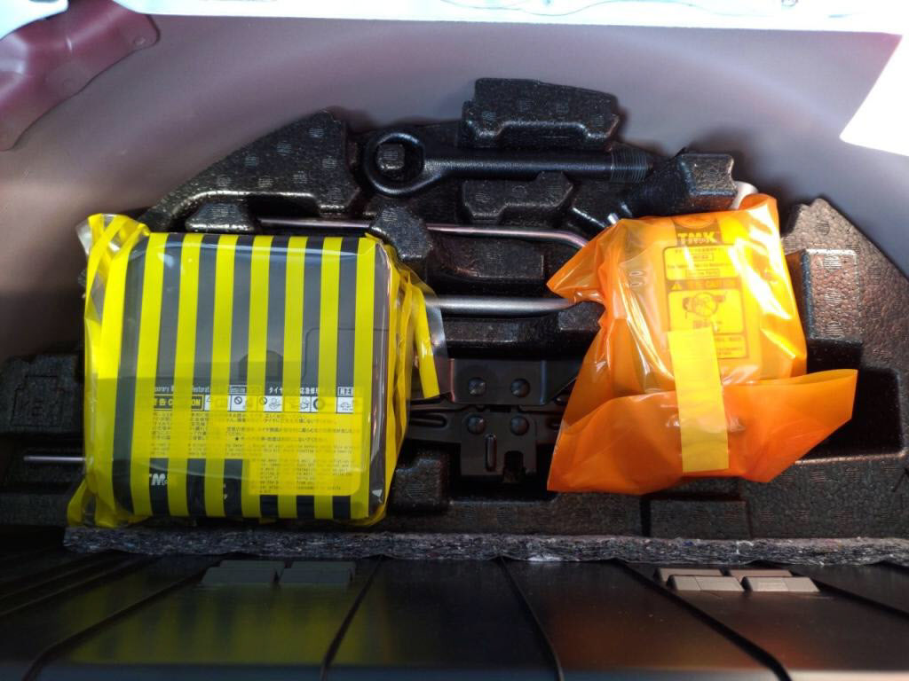 プリウスαＧの写真 30