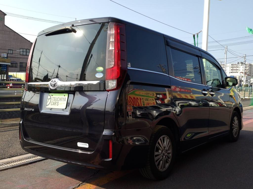 エスクァイアＸｉの写真 2