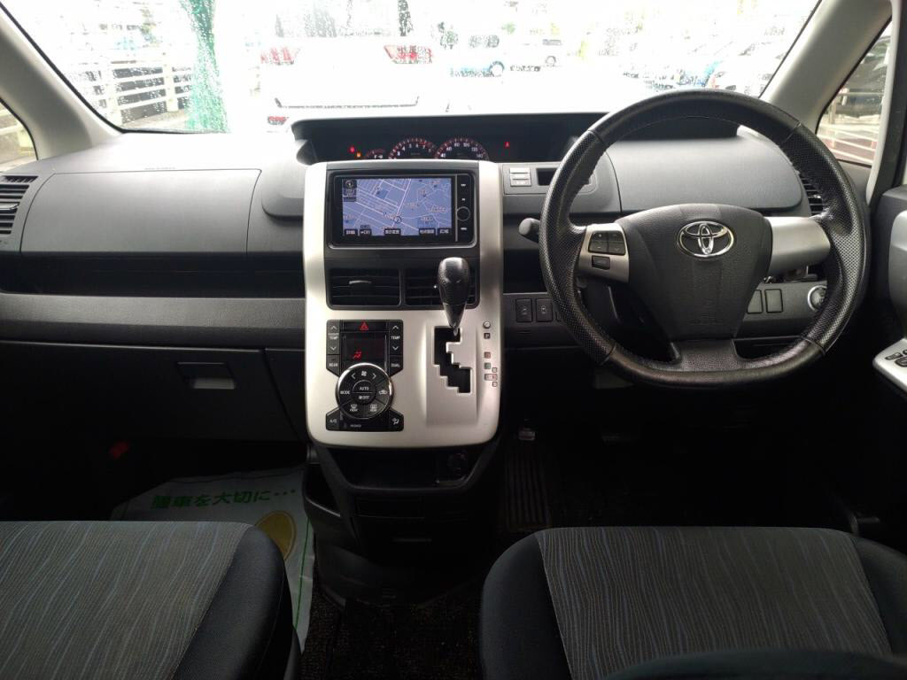 ノアＳｉの写真 3