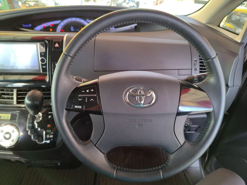 エスティマアエラスの写真 14