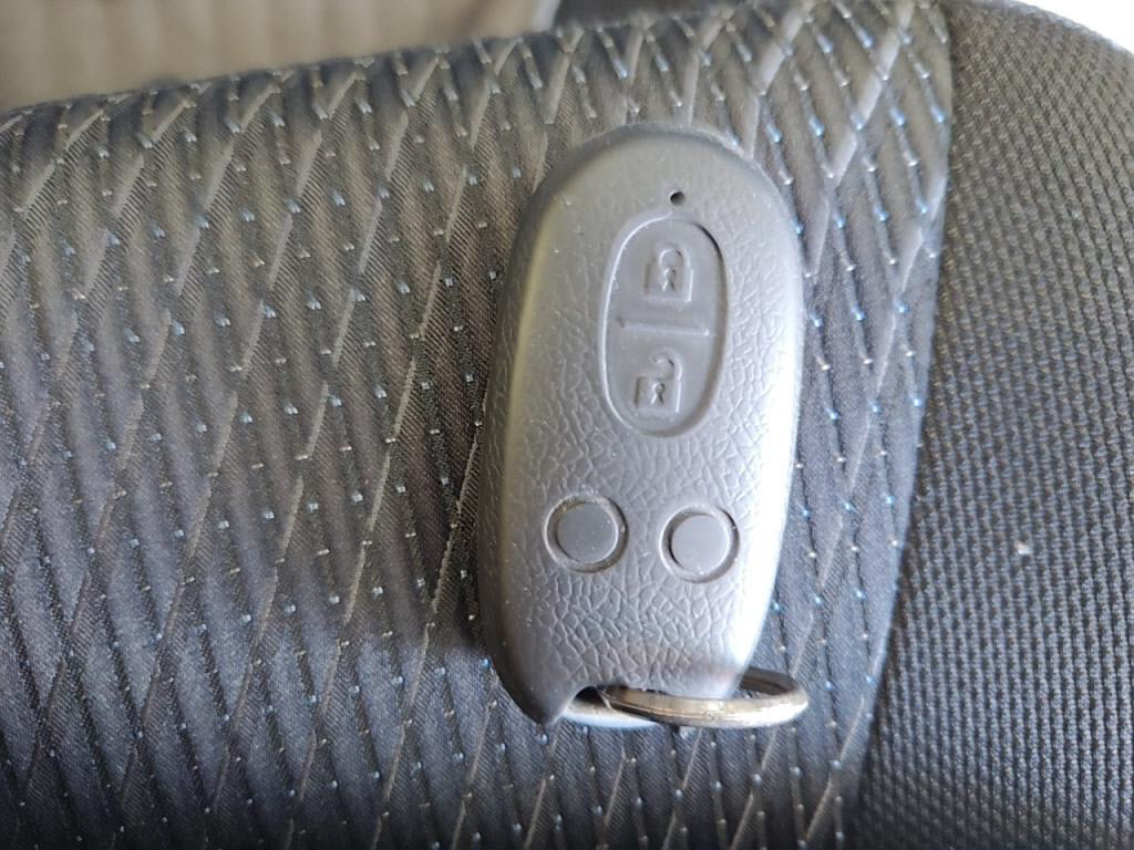 ワゴンＲスティングレーＴの写真 18