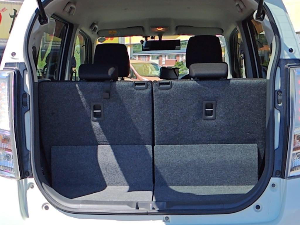 ワゴンＲスティングレーＴの写真 25