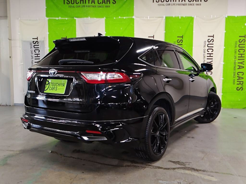 ハリアープレミアムの写真 2