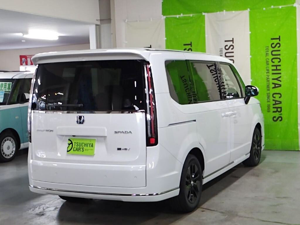 ステップワゴンスパーダＨＶｅＨＥＶスパーダの写真 2