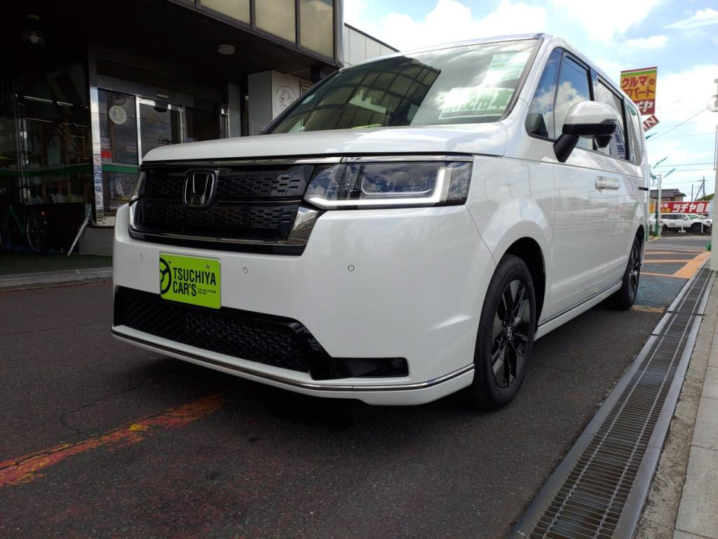 ホンダ　ステップワゴンスパーダ　スパーダ