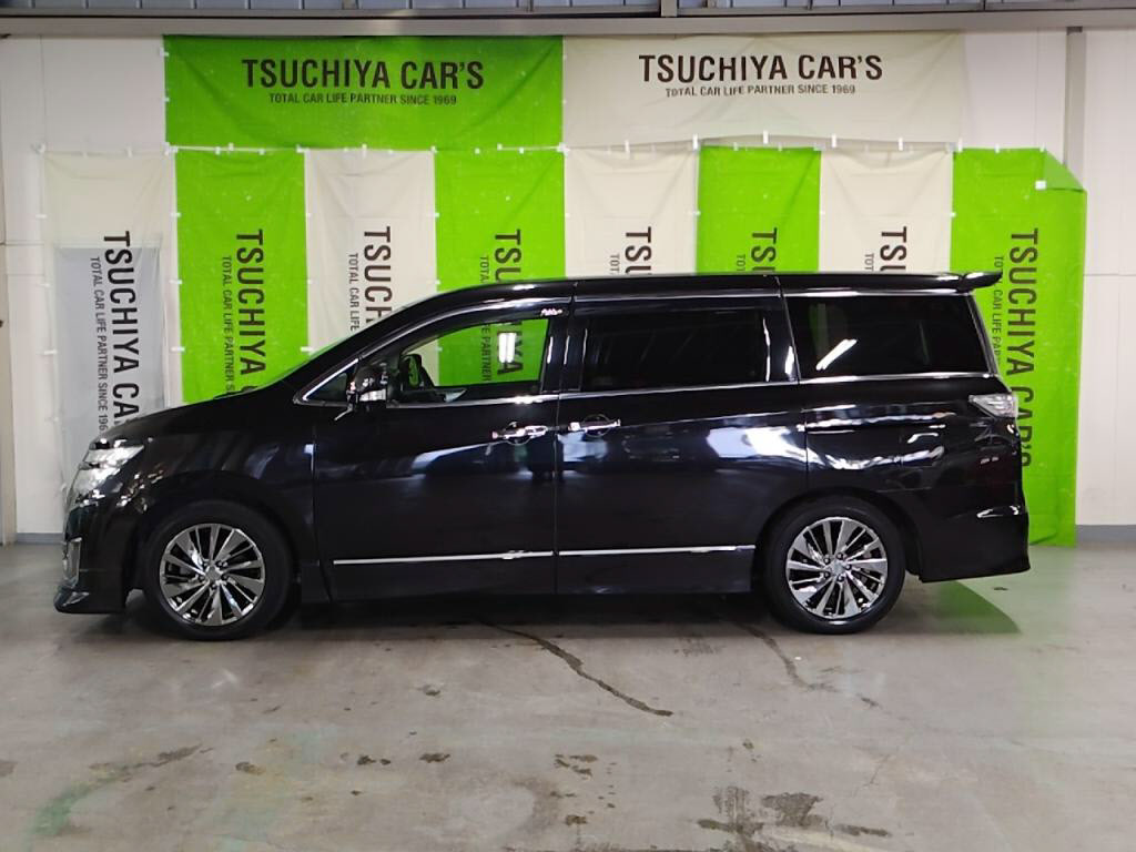 エルグランドライダーブラックラインの写真 10