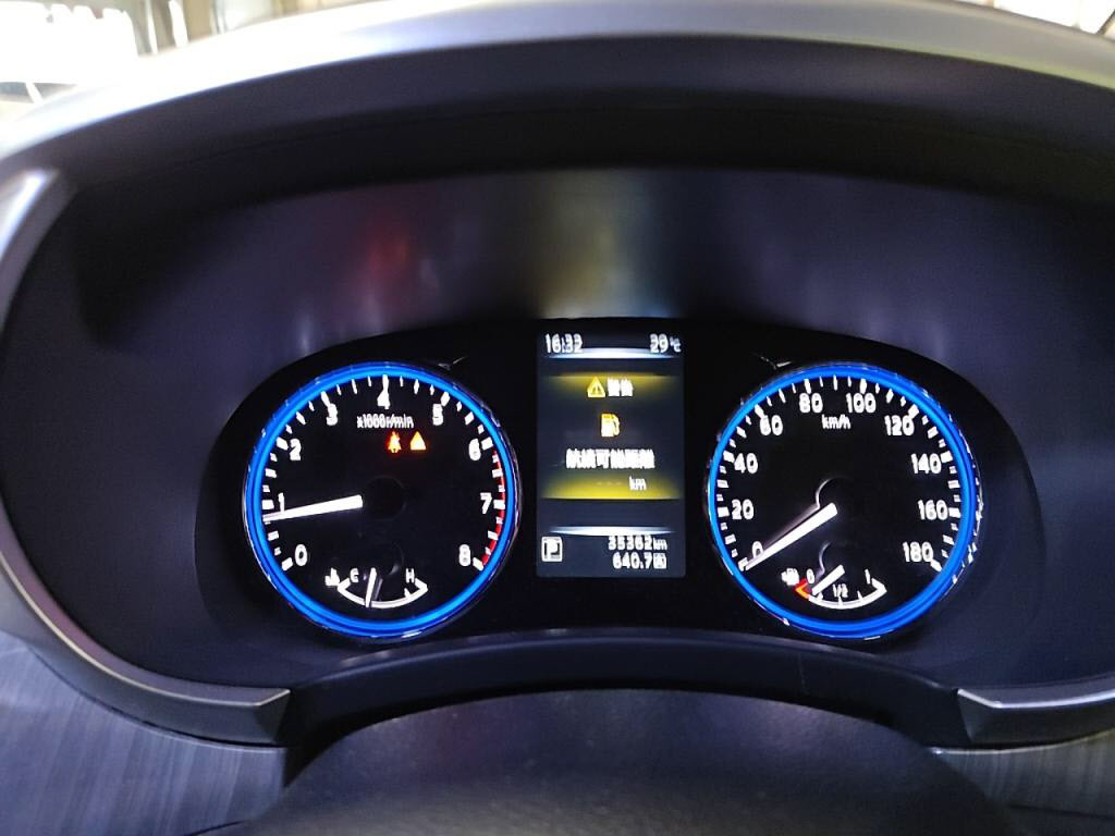 エルグランドライダーブラックラインの写真 29