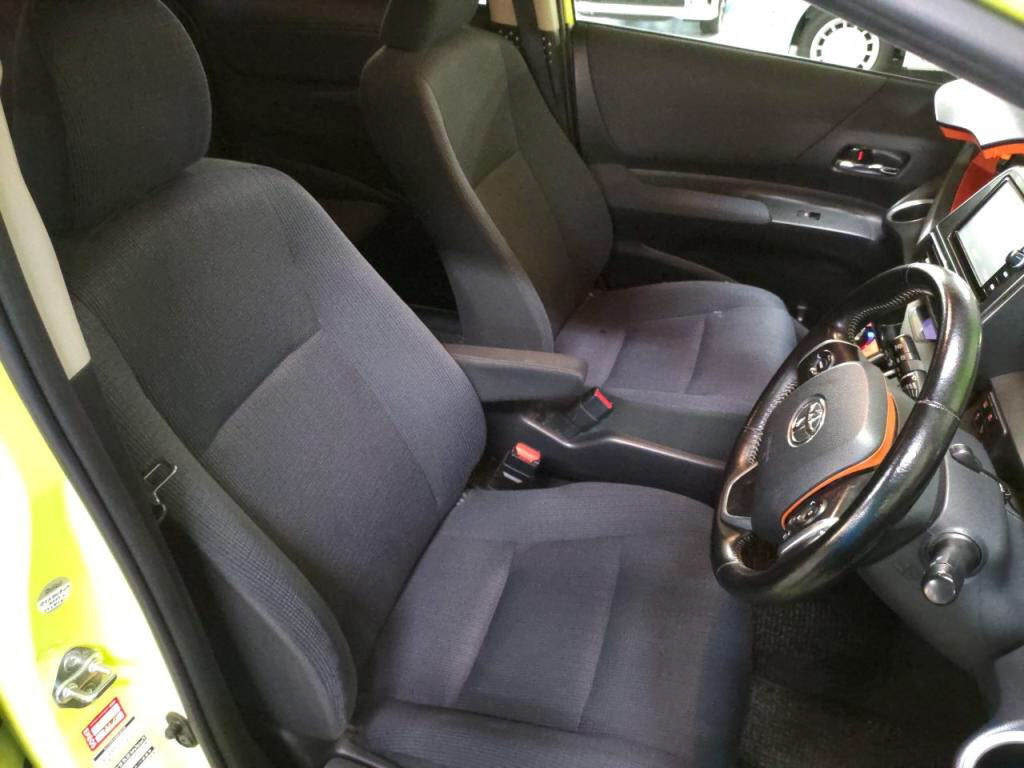 シエンタハイブリッドハイブリッドＧの写真 21