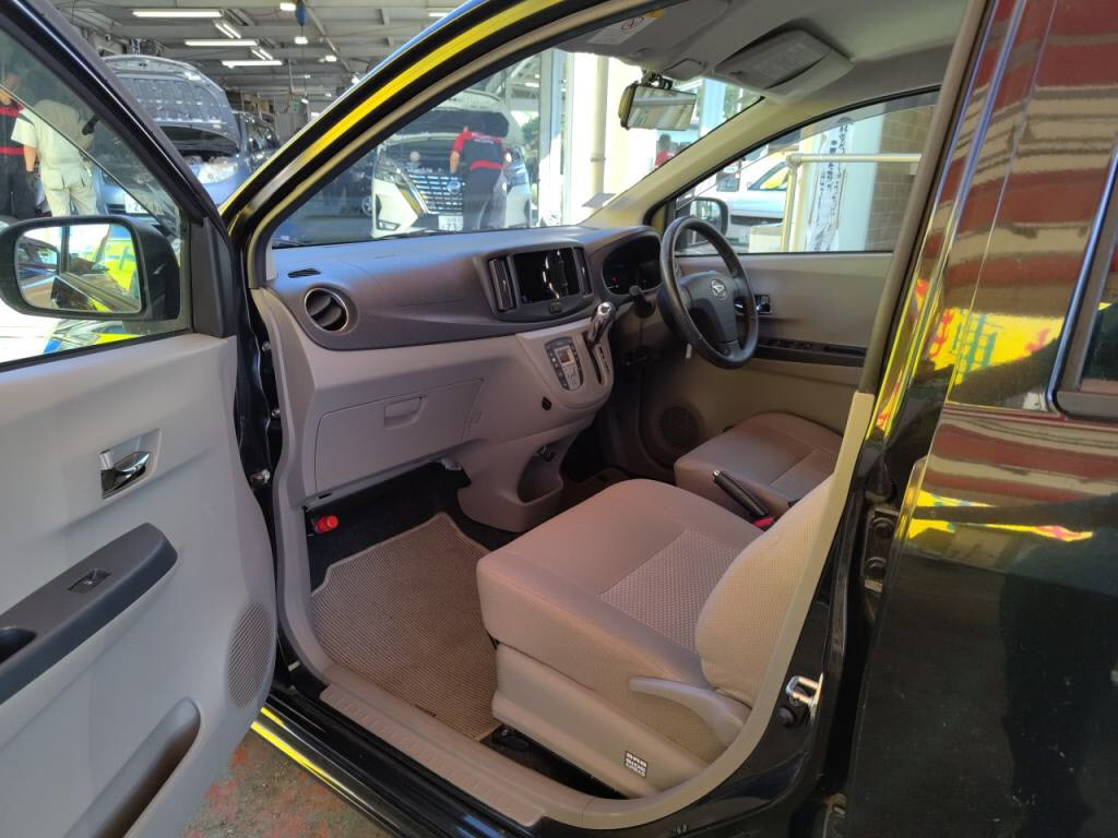 ミライースＧの写真 21