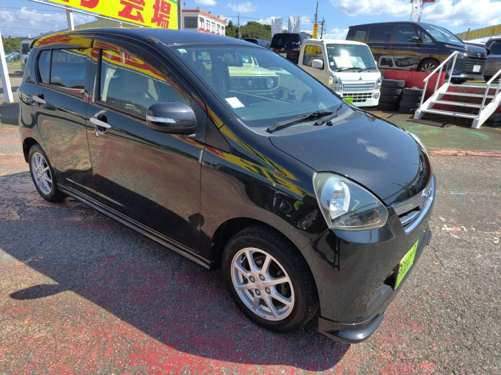 ミライースＧの写真 9