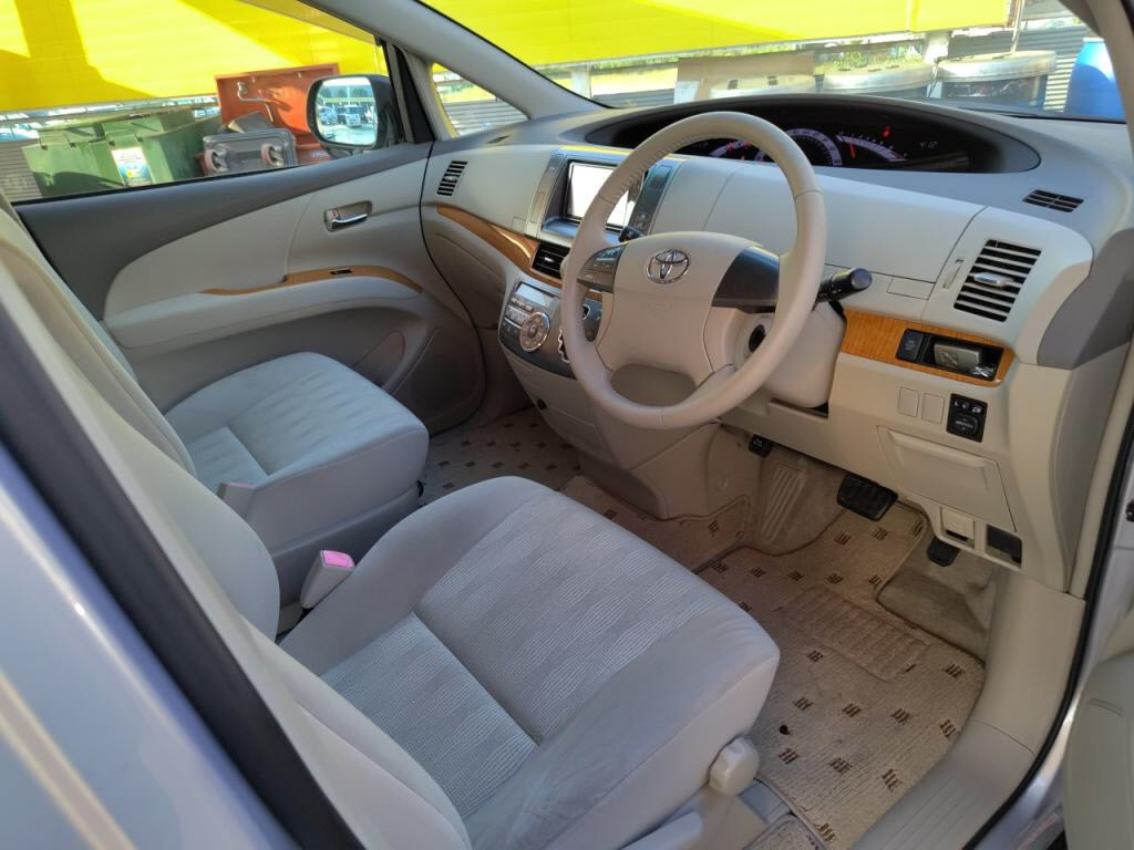 エスティマアエラスの写真 21