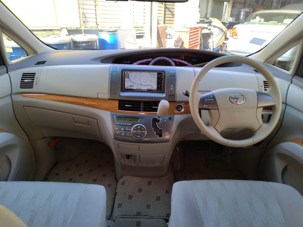 エスティマアエラスの写真 3