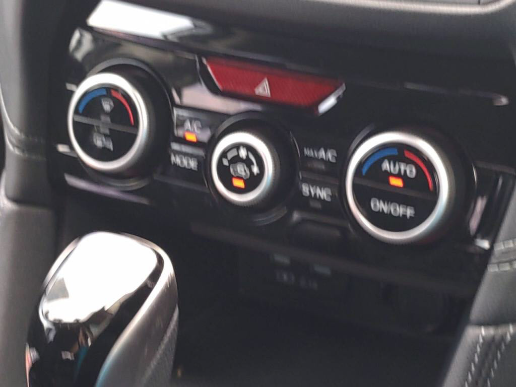 インプレッサスポーツ2.0i-Lアイサイトの写真 14