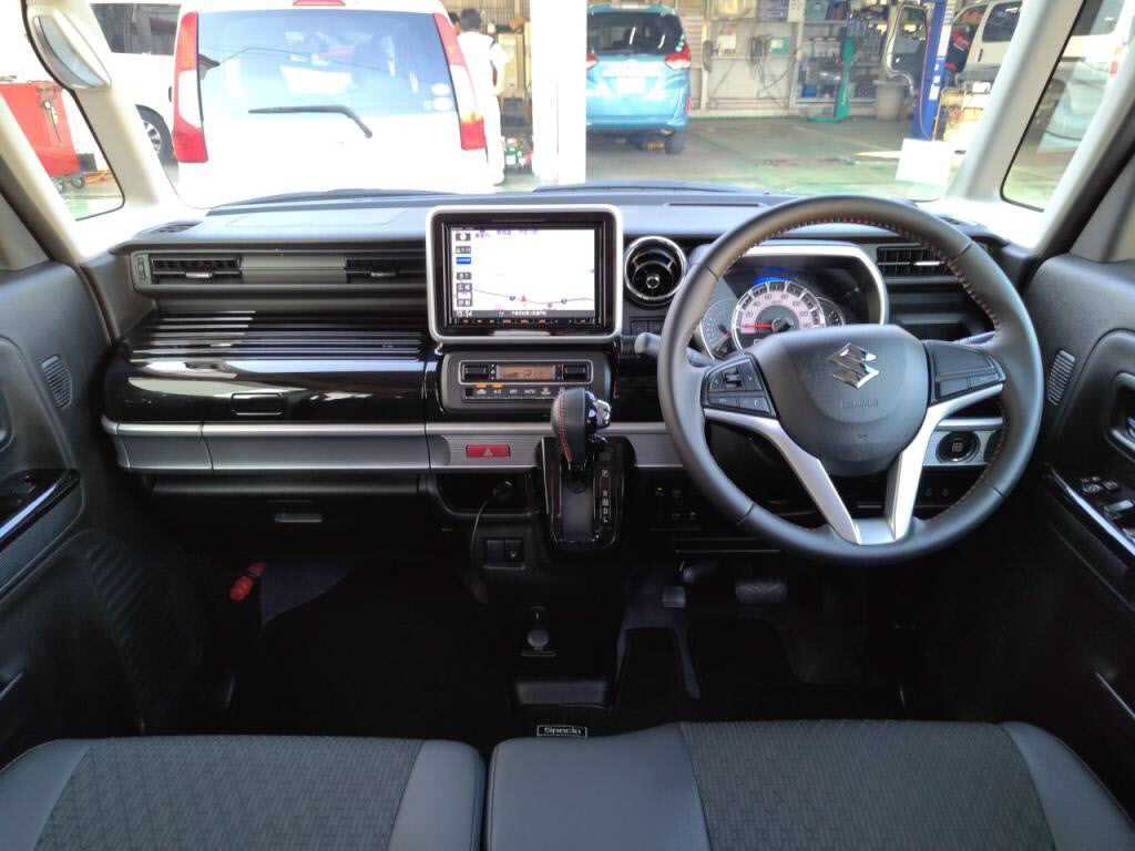 スペーシアカスタムハイブリッドXSの写真 3