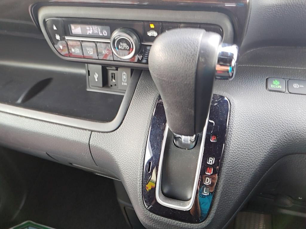 N_BOXカスタムG・Lホンダセンシングの写真 16