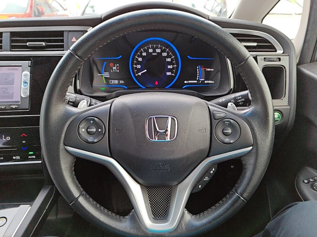 シャトルハイブリッドハイブリッドXの写真 18