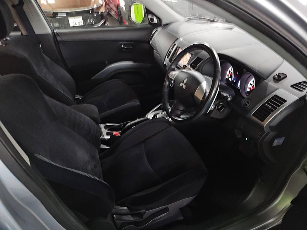 アウトランダー24Gの写真 21