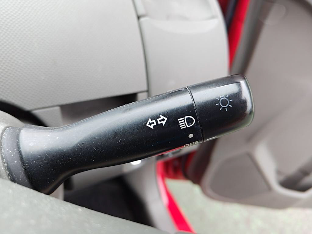 ヴィッツ５ＤＦリミテッド２の写真 18