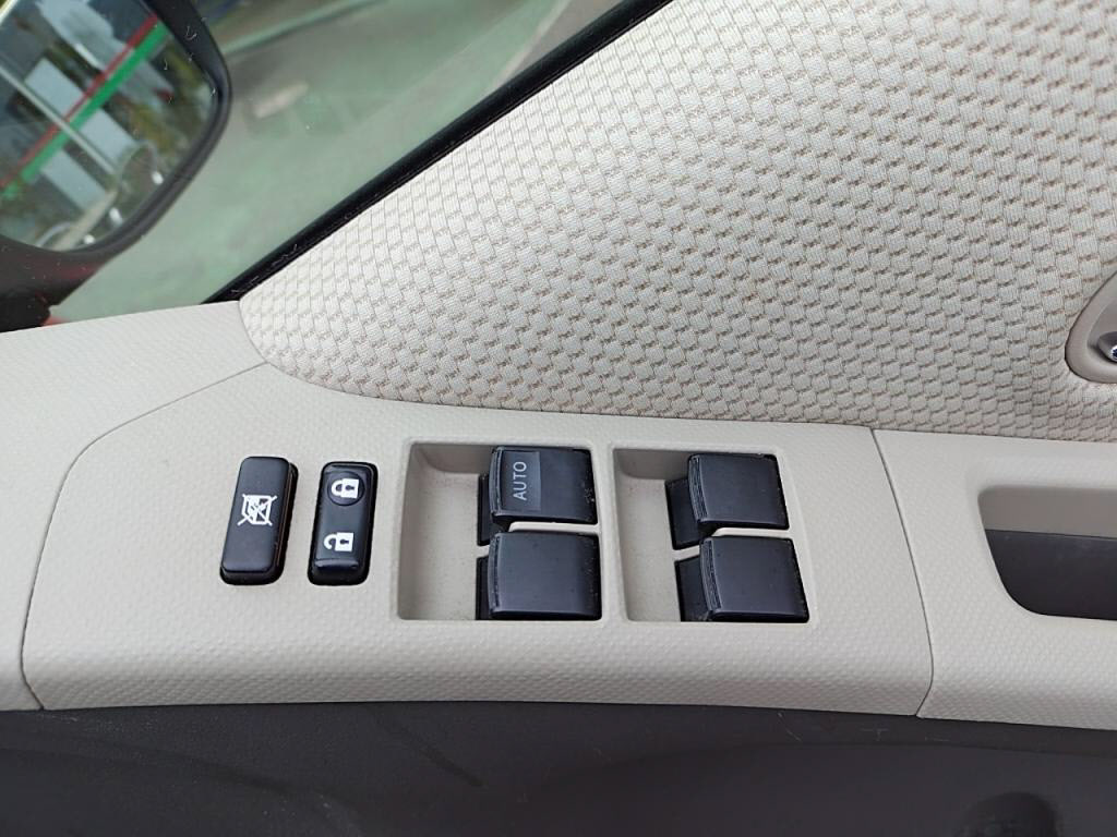 ヴィッツ５ＤＦリミテッド２の写真 20