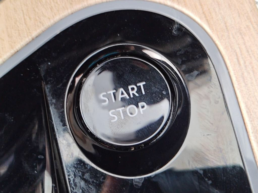 ノートオーラGレザーエディションの写真 13