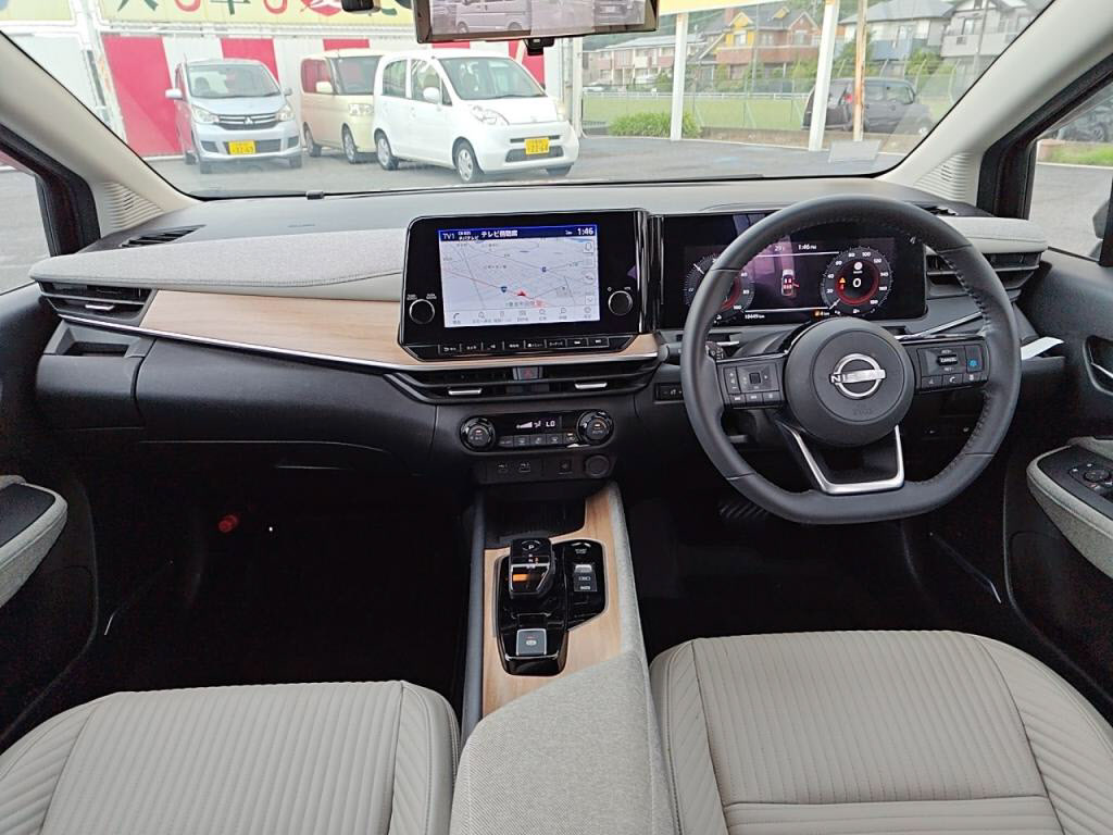 ノートオーラGレザーエディションの写真 3