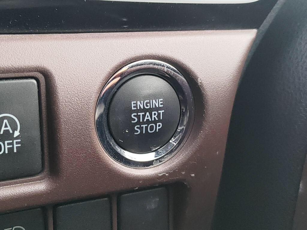 エスクァイアGiの写真 13