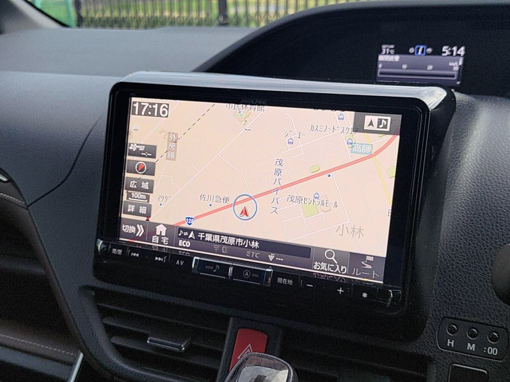 エスクァイアGiの写真 17